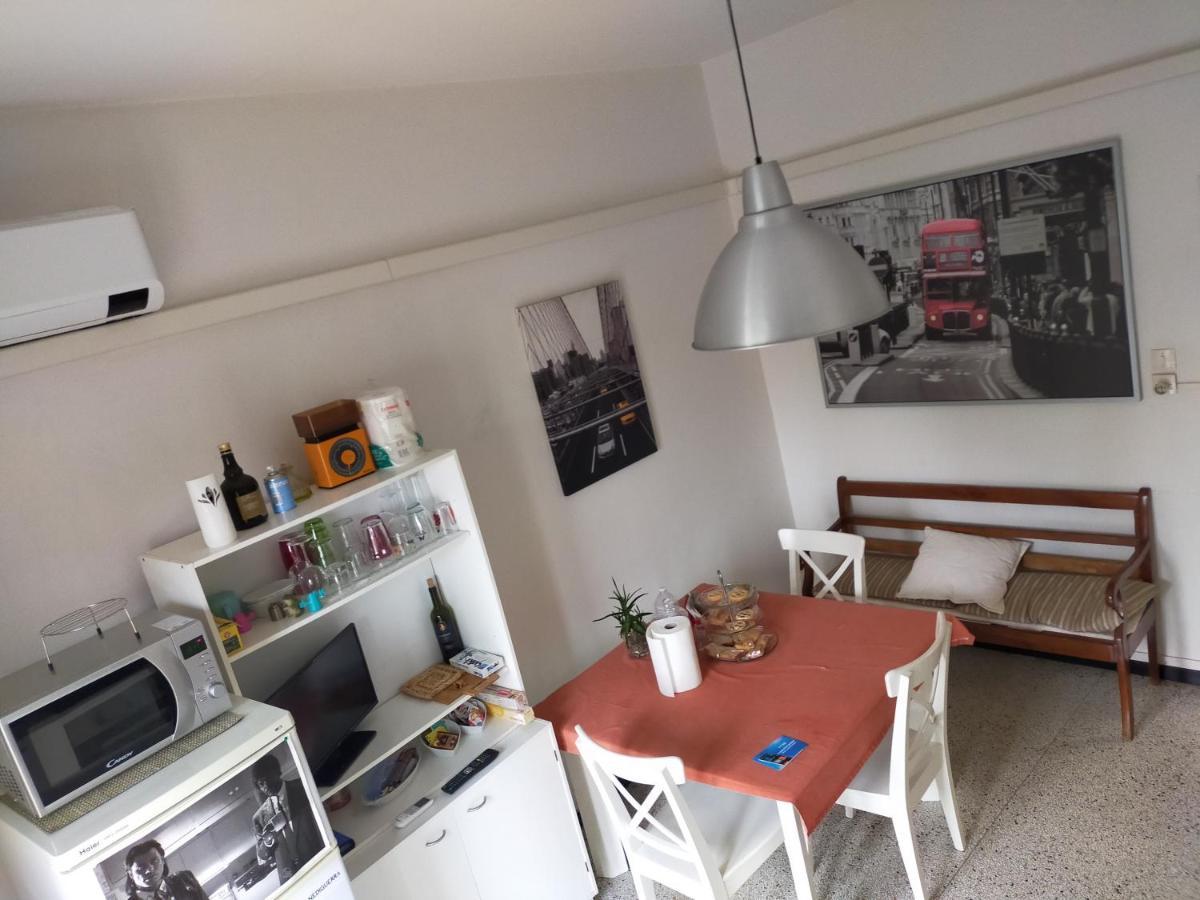 B & B Via Borgo Di San Pietro Bologna Ngoại thất bức ảnh