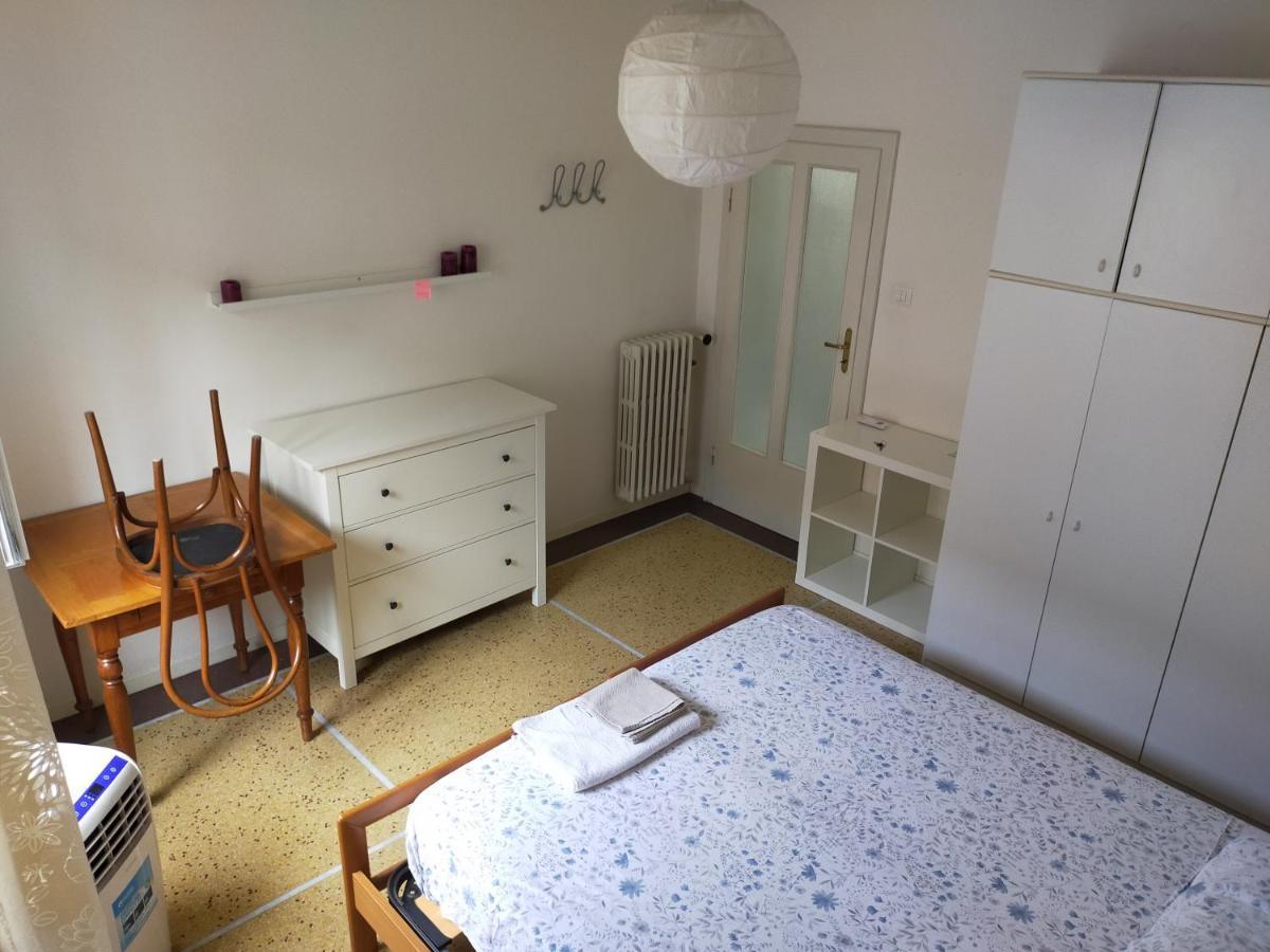 B & B Via Borgo Di San Pietro Bologna Ngoại thất bức ảnh